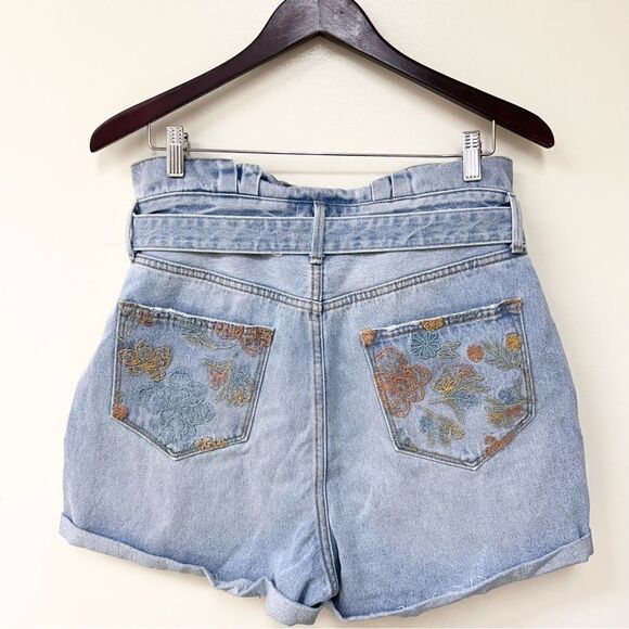 Driftwood Paperbag High Rise embroidered pocket tie waist jean shorts size 30 - Picture 6 of 7